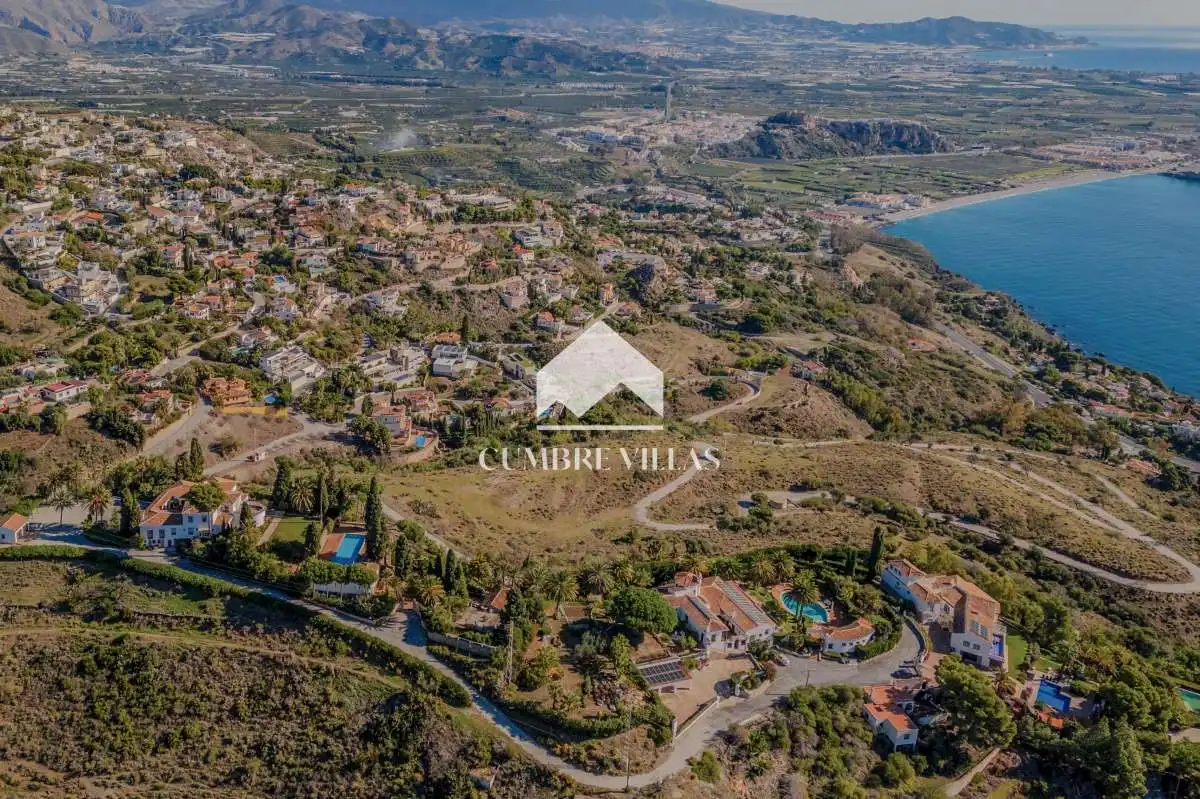 Vista exterior de Casa o chalet en venta en Salobreña con Calefacción, Jardín privado y Terraza