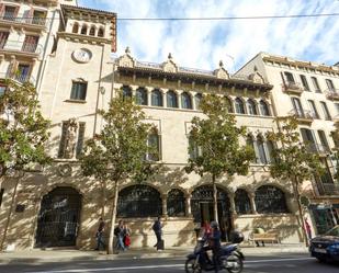 Exterior view of Duplex for sale in  Barcelona Capital