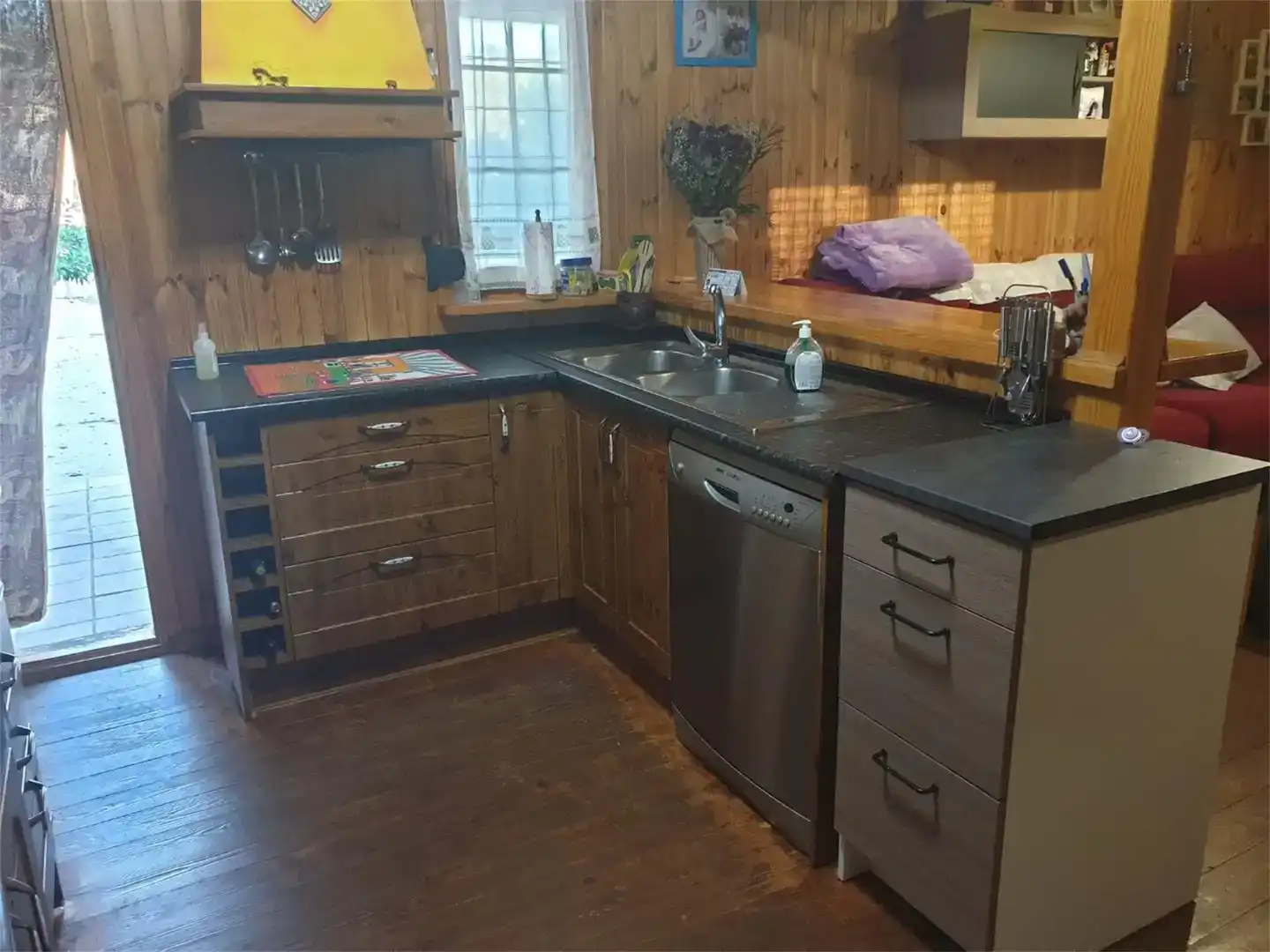 Cuina de Casa o xalet en venda en Frumales amb Aire condicionat i Parquet
