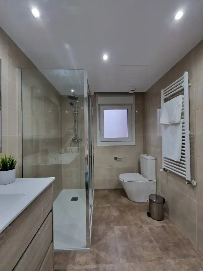 Bathroom of Flat for rent in Urduliz  with Heating, Terrace and Storage room
