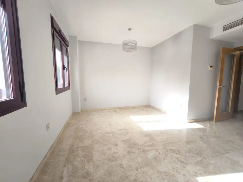 Wohnung mit Aufzug zur Miete in Poniente-Sur, imagen 7