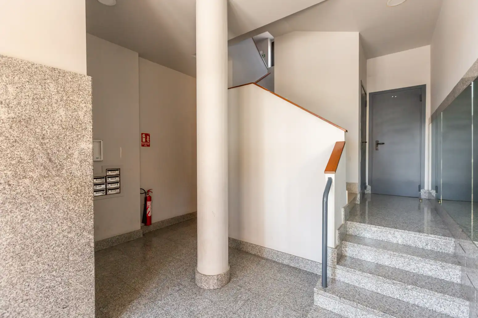 Pis en venda en  Pamplona / Iruña amb Calefacció, Parquet i Terrassa