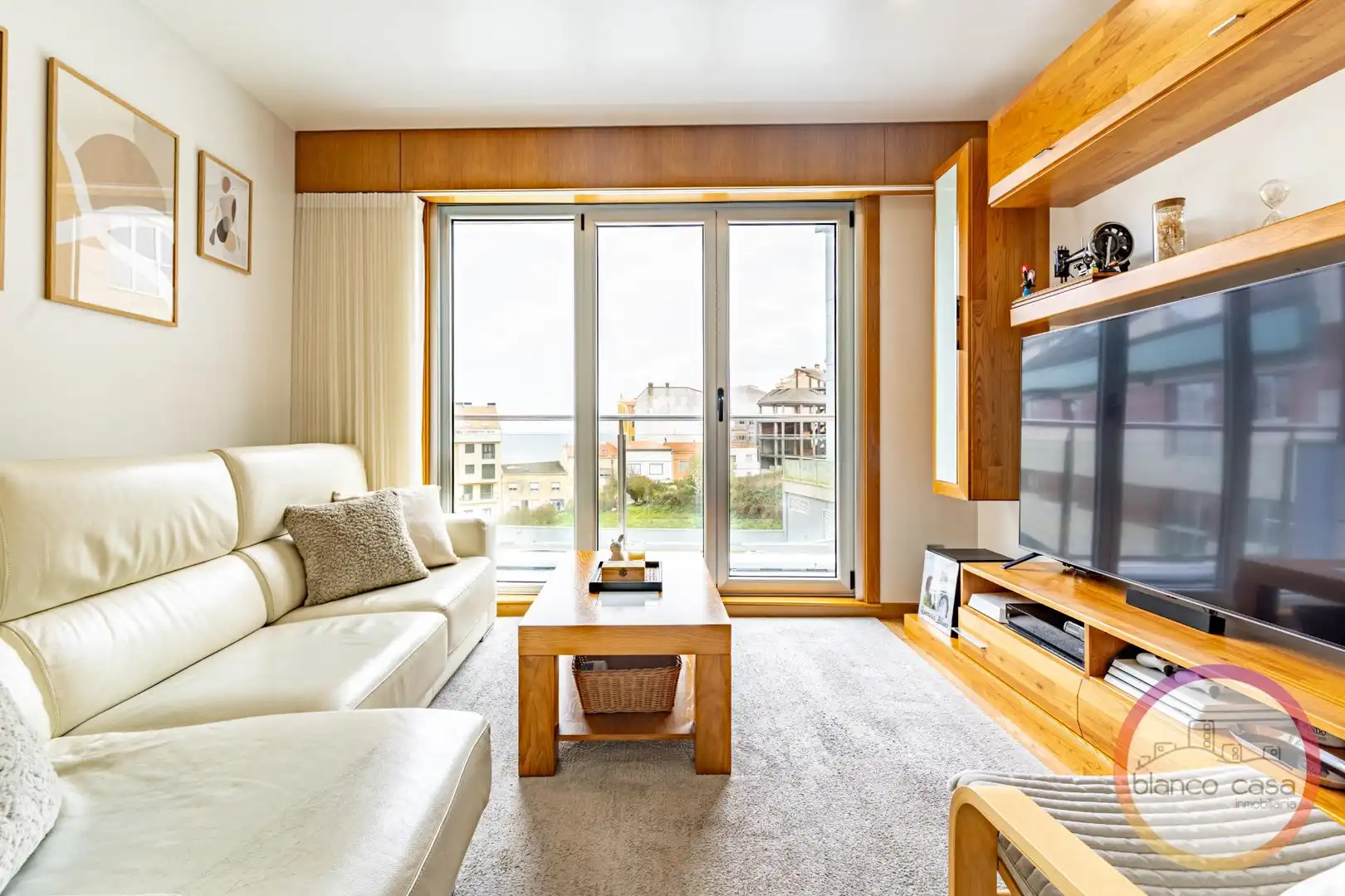 Sala de estar de Piso de alquiler en Malpica de Bergantiños con Calefacción, Terraza y Trastero
