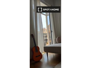 Appartamento con balcone in affitto a Extramurs