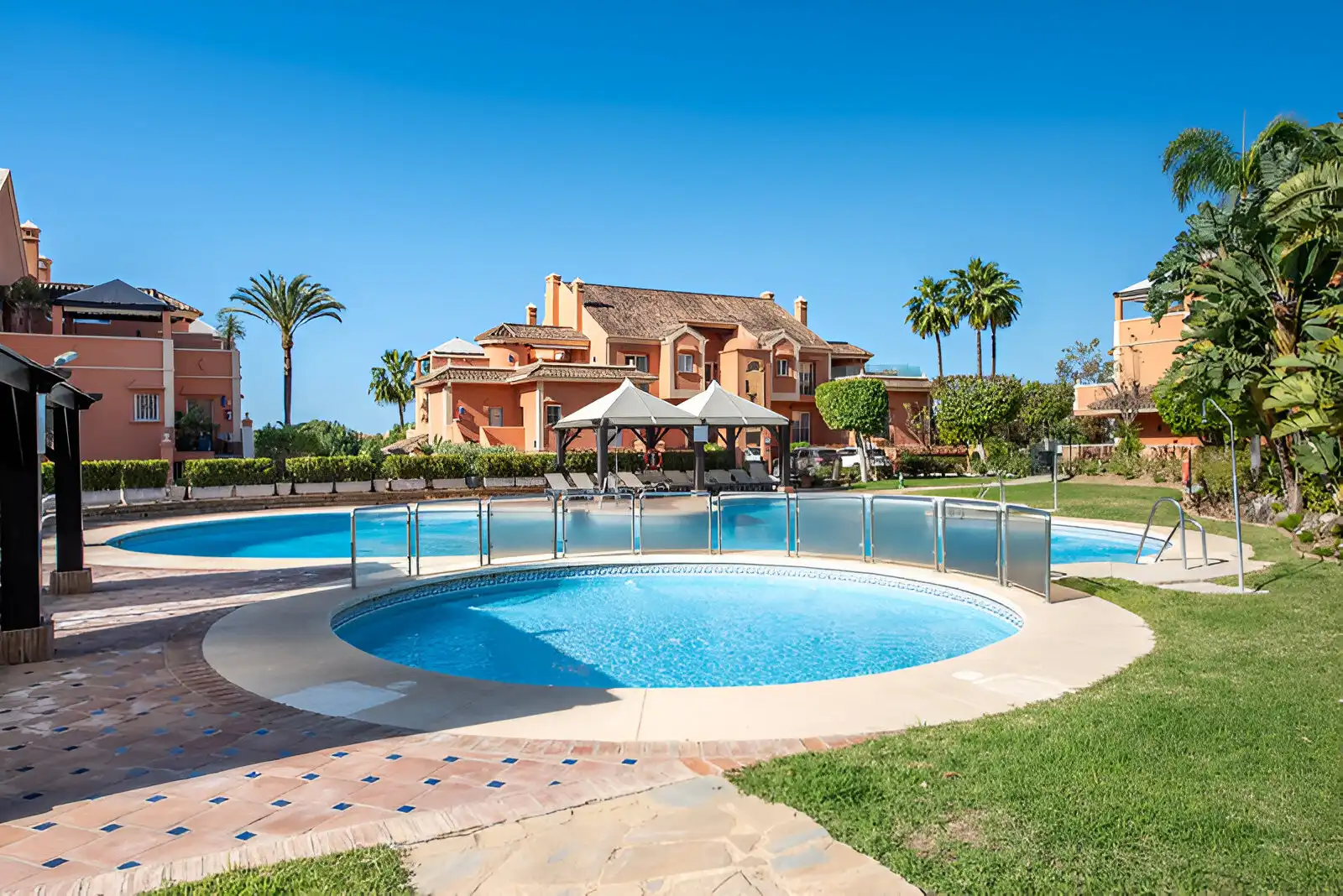 Àtic amb piscina en venda a Nueva Andalucía, imagen 27
