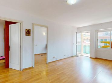 Piso con balcón en venta en Carrer de Trasimé