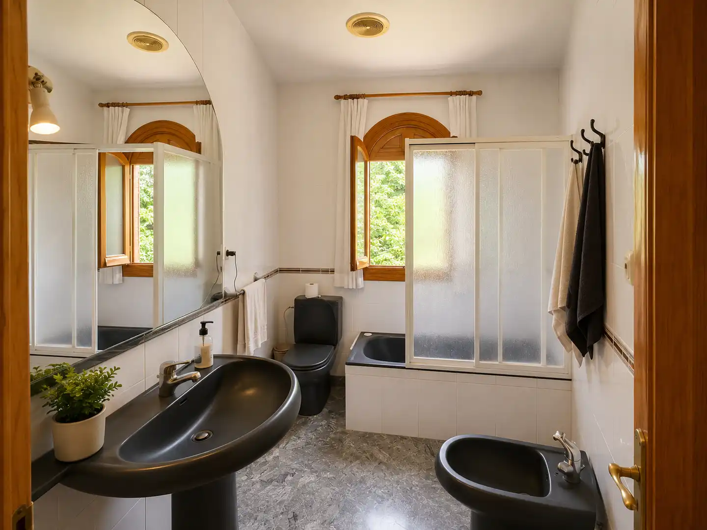 Baño de Finca rústica en venta en Víznar con Jardín privado, Terraza y Trastero
