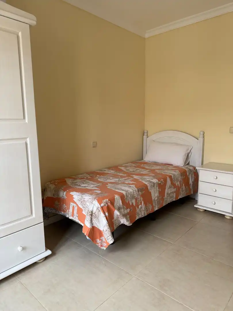 Schlafzimmer von Wohnung zur Miete in Telde mit Möbliert