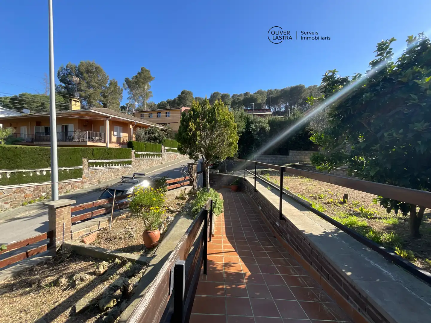 Vista exterior de Casa o chalet en venta en Sant Andreu de la Barca con Aire acondicionado, Calefacción y Jardín privado