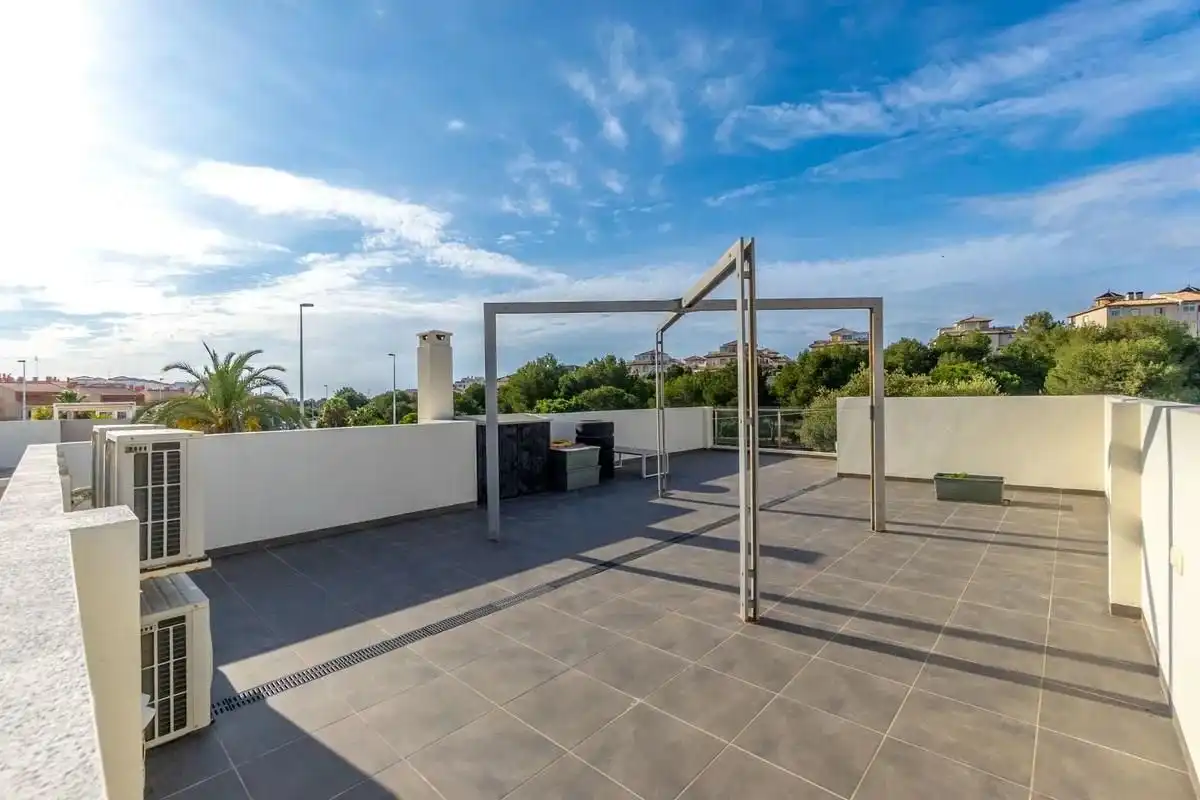 Villa mit Pool zum Verkauf in Calle Rocío, imagen 27