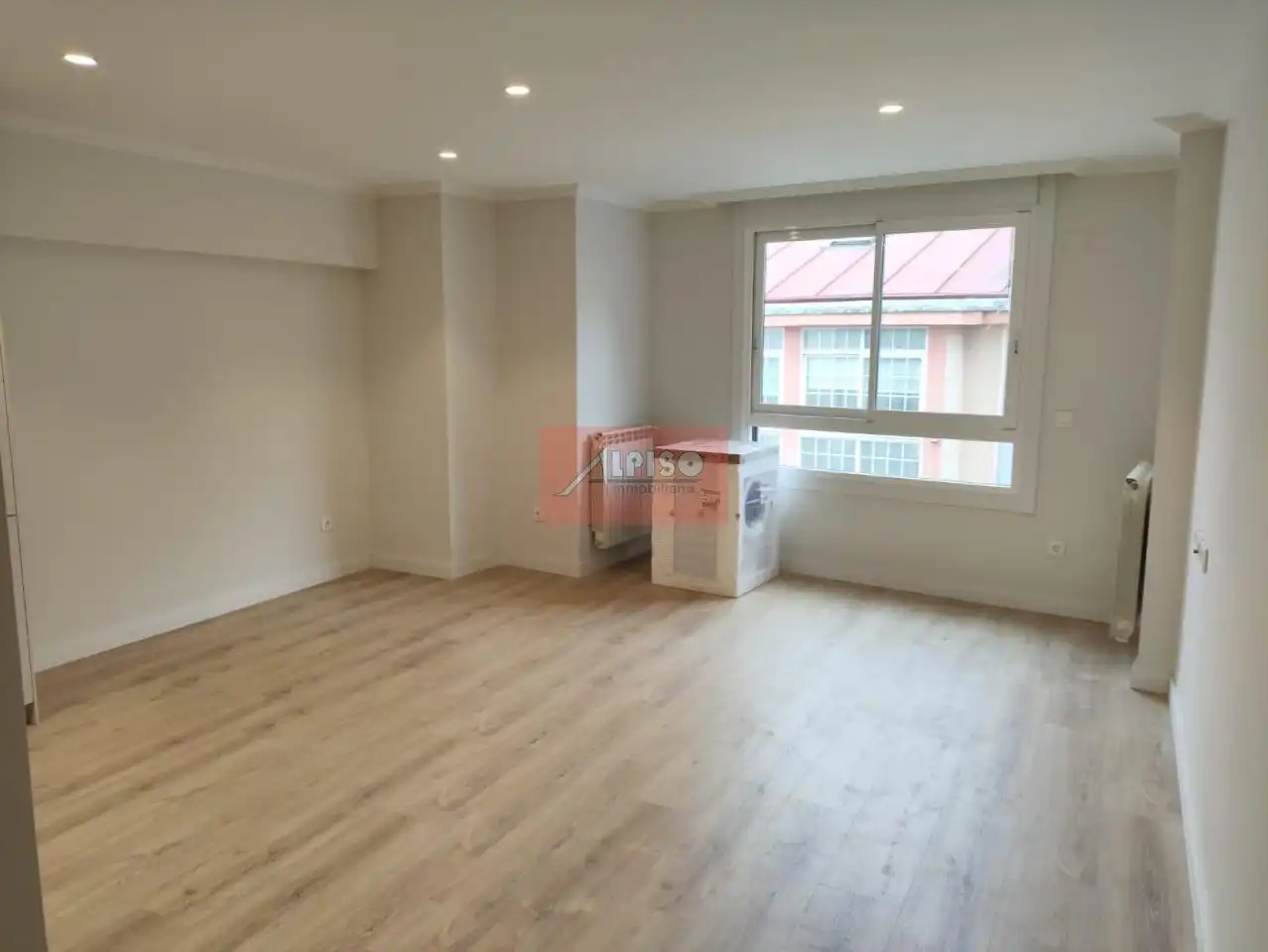 Apartament de lloguer en Ourense Capital  amb Calefacció i Balcó