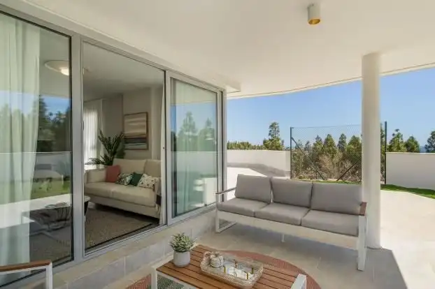 Apartament amb terrassa en venda a El Faro de Calaburra - Chaparral, imagen 11