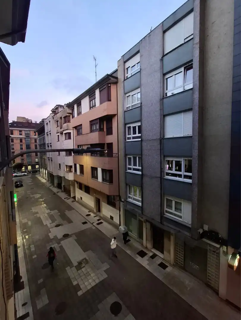 Wohnung zur Miete in Gijón - CL JUAN XXIII, Llano