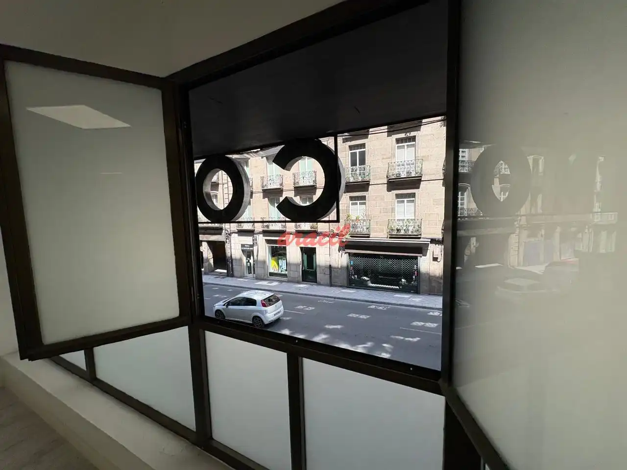 Oficina en venda en Ourense Capital  amb Aire condicionat, Calefacció i Traster