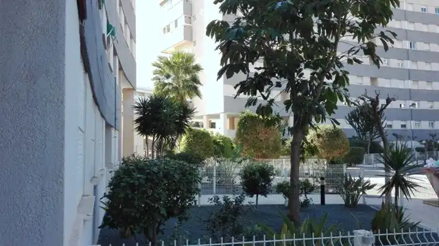 Außenansicht von Wohnungen zur Miete in El Campello mit Klimaanlage, Heizung und Terrasse