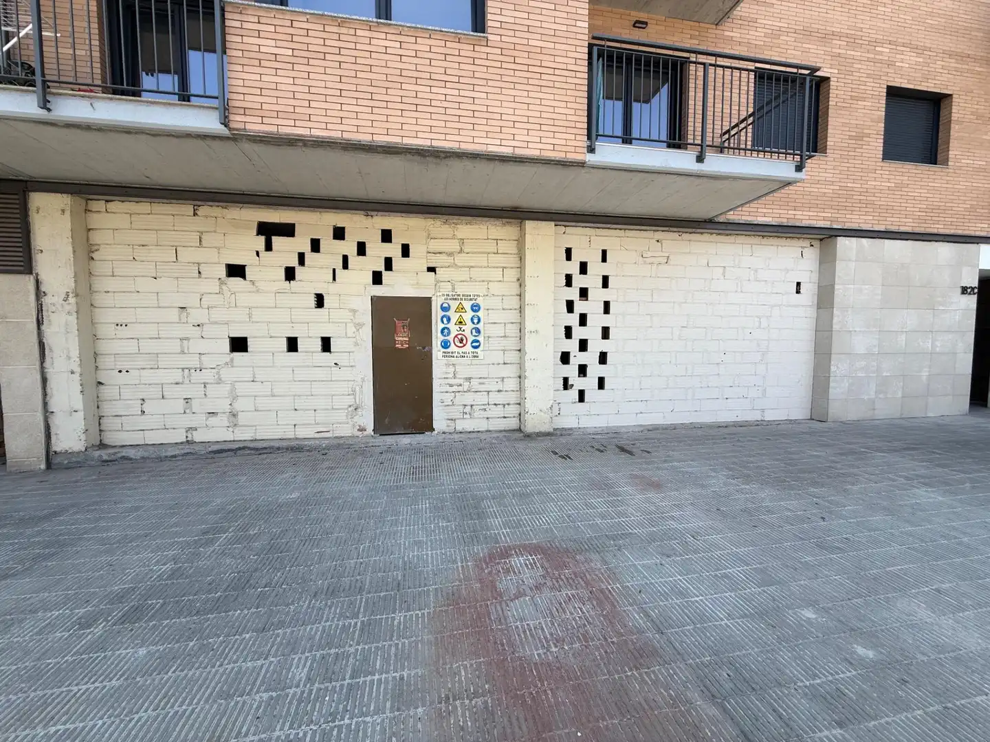 Local comercial en venda a Llevant, imagen 5