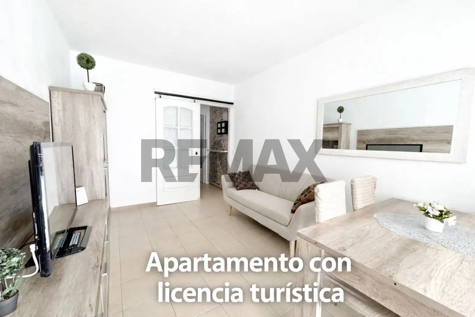 Vista exterior de Pis en venda en Blanes amb Aire condicionat, Jardí privat i Terrassa