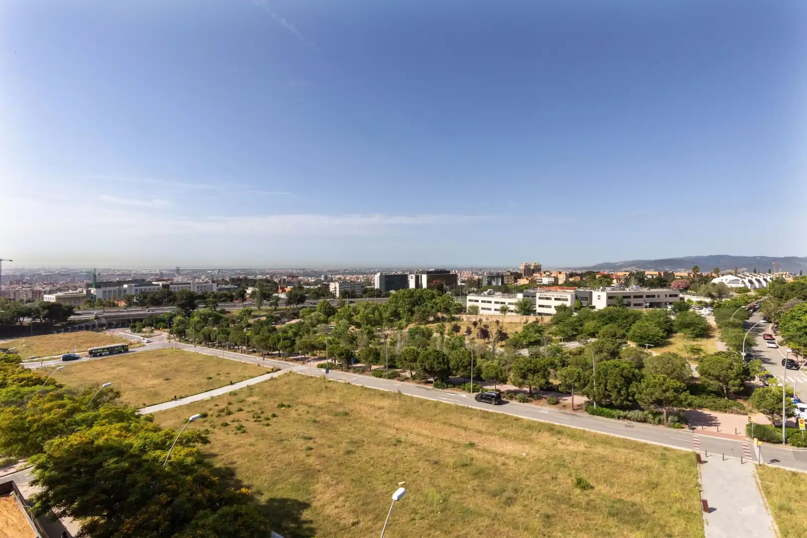 Flat with pool to rent in Carrer de Joan Miró