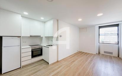 Kitchen of Flat for sale in  Madrid Capital  with Air Conditioner