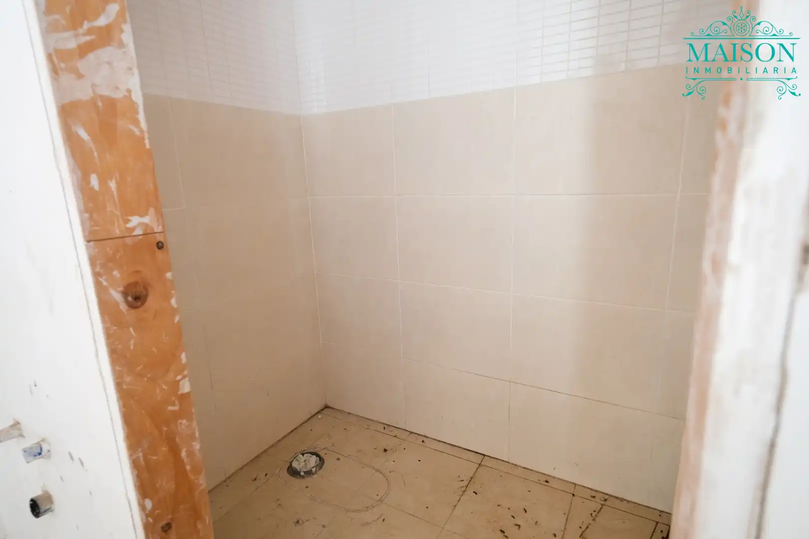 Bathroom of Commercial properties for sale in El Casar  with Terrace