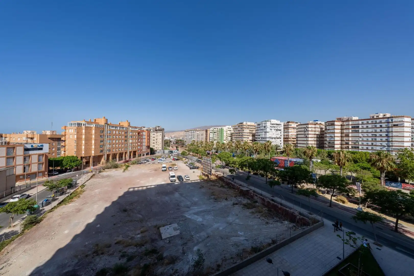 Vista exterior de Pis en venda en Almería amb Aire condicionat, Calefacció i Terrassa