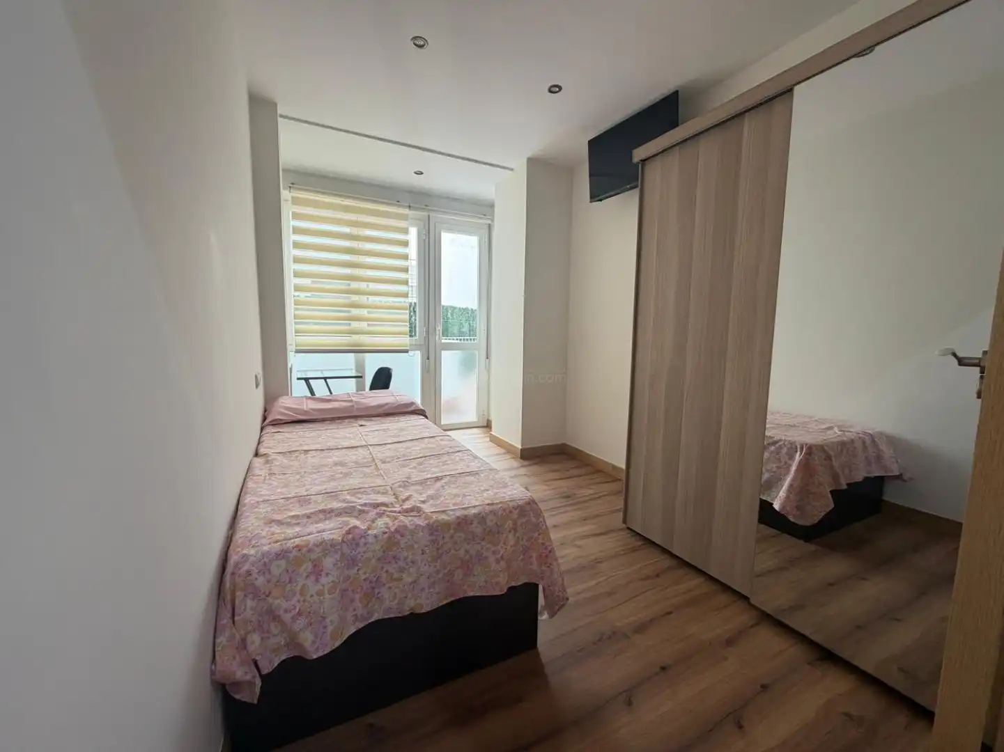 Habitación de Piso en venta en  Logroño con Calefacción, Terraza y Trastero