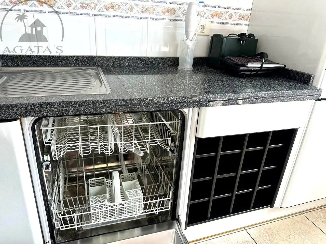 Kitchen of Flat for rent in Icod de los Vinos  with Furnished