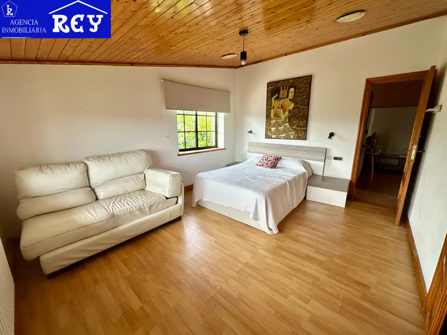 Dormitori de Casa o xalet en venda en Ames amb Calefacció, Jardí privat i Parquet