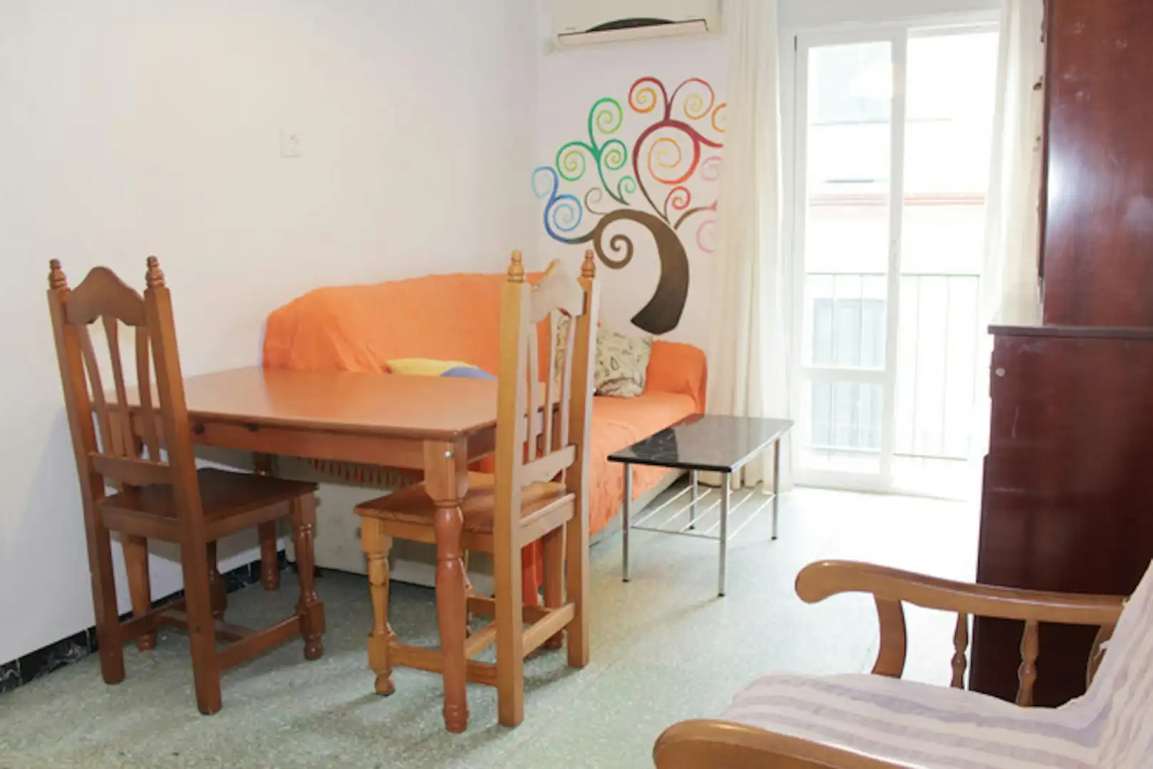 Schlafzimmer von Wohnung zur untervermieten in Sevilla mit Klimaanlage, Möbliert und Waschmaschine
