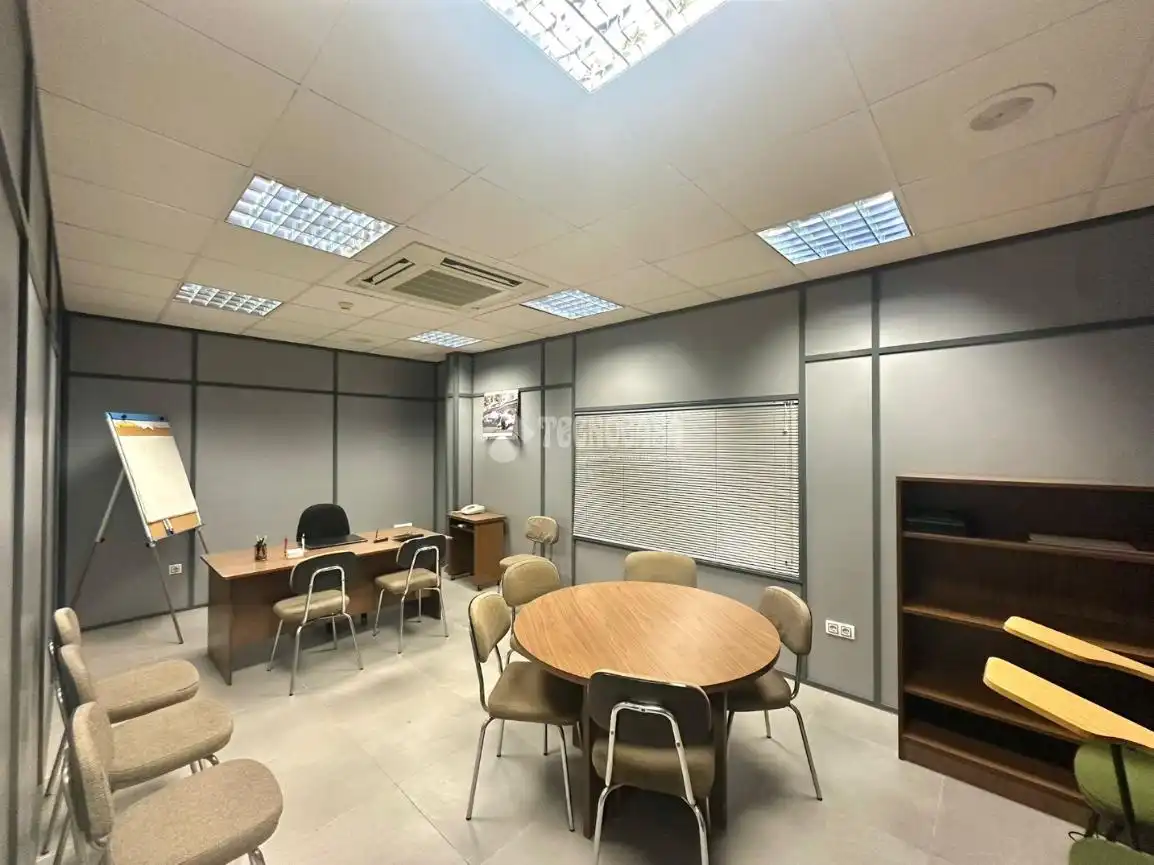 Local comercial en venta en Zona de la Vega, imagen 7