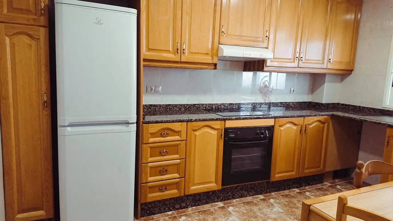 Küche von Wohnung zum Verkauf in Elche / Elx mit Möbliert und Balkon