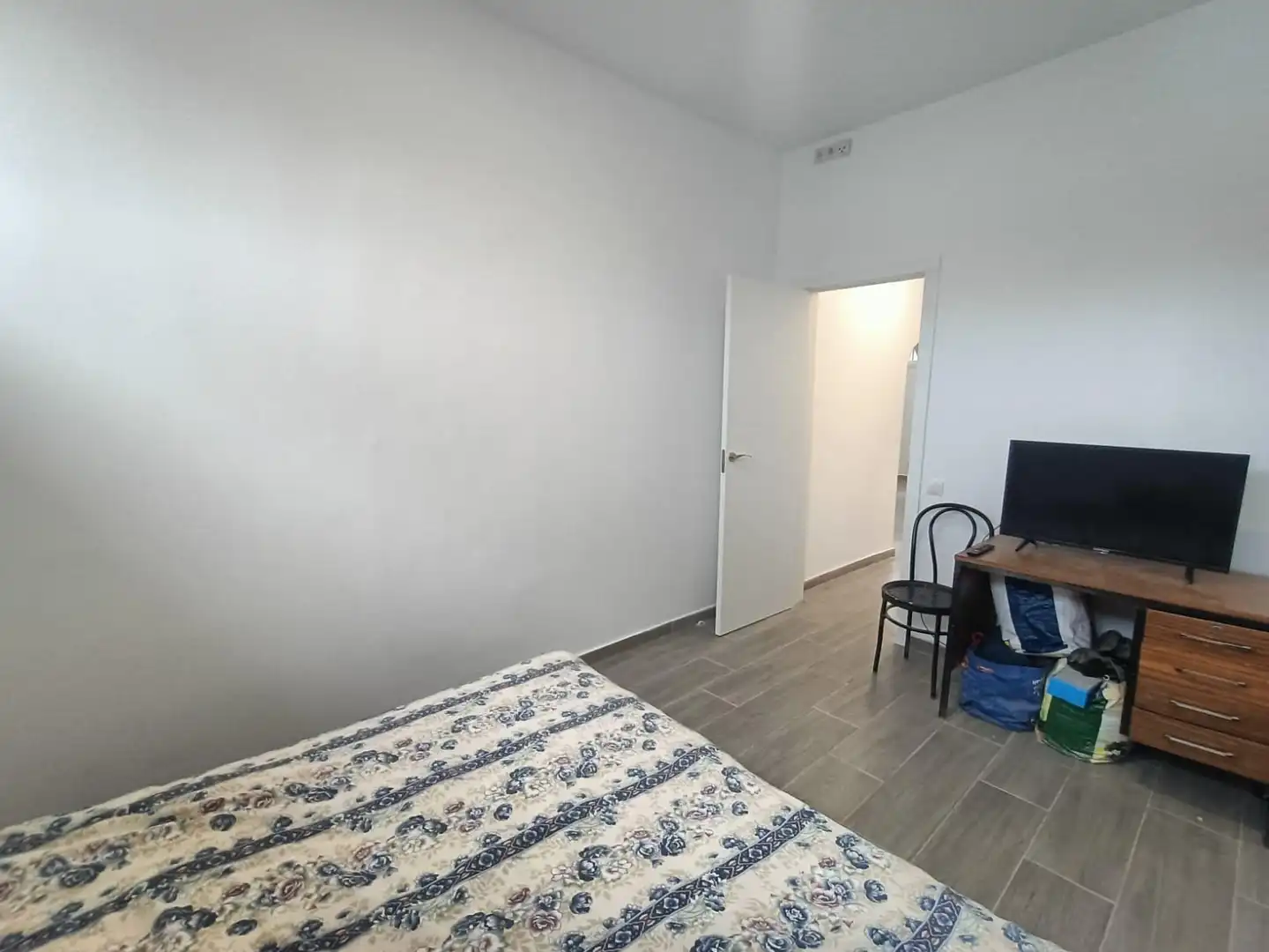 Habitación de Planta baja en venta en Barcelona