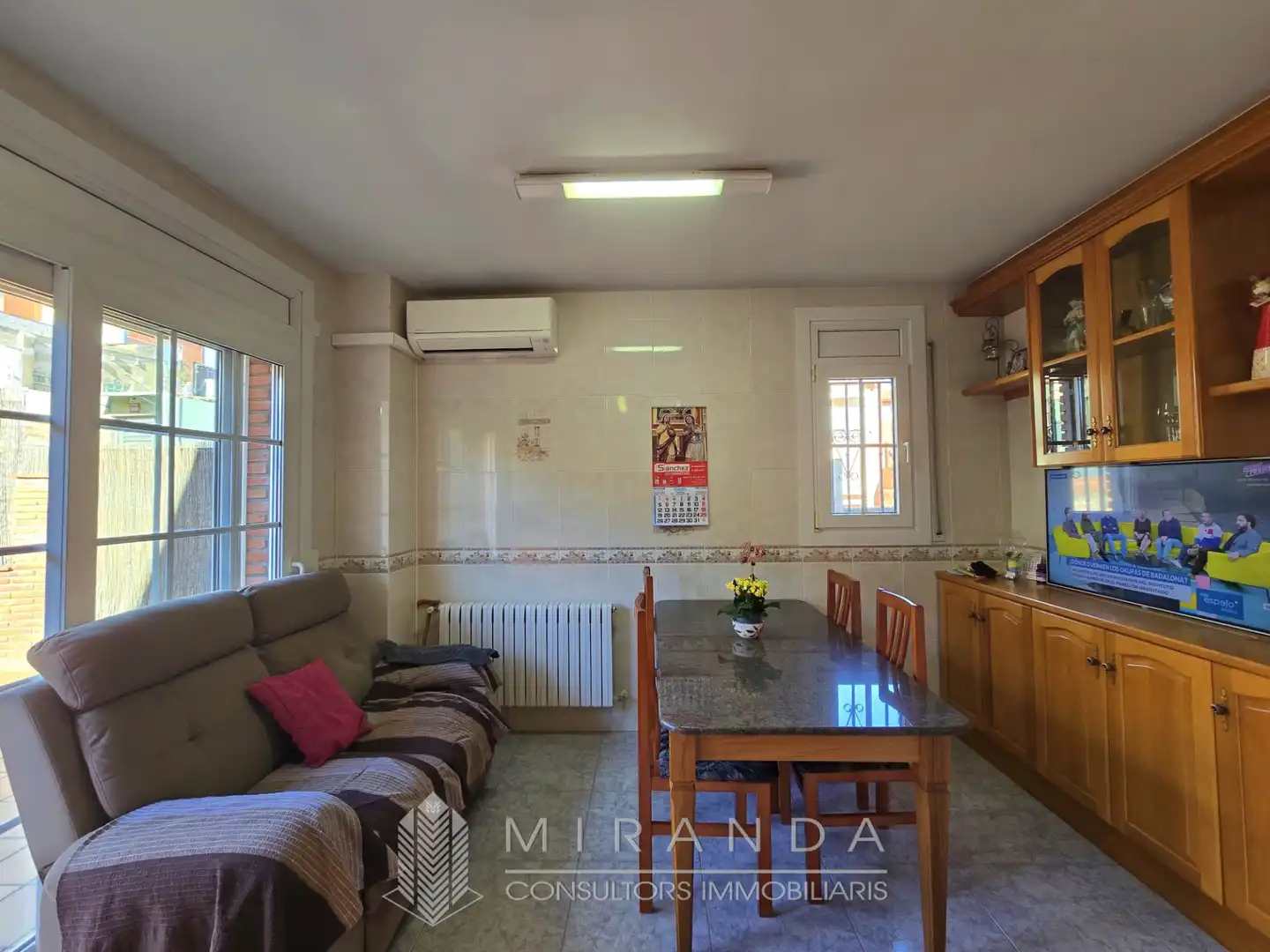 Cocina de Casa adosada en venta en Canovelles con Aire acondicionado, Calefacción y Terraza