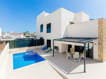 Villa avec piscine à vendre à Ciudad Quesada
