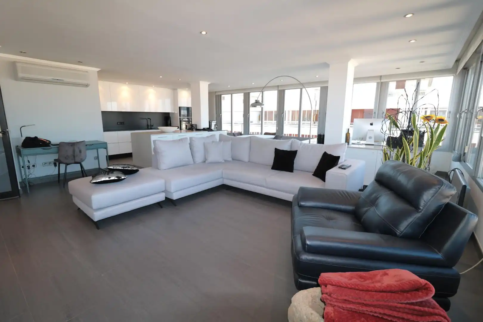 Penthouse with pool for sale in Playa del Acequión, Náufragos y Rocío del Mar, imagen 8