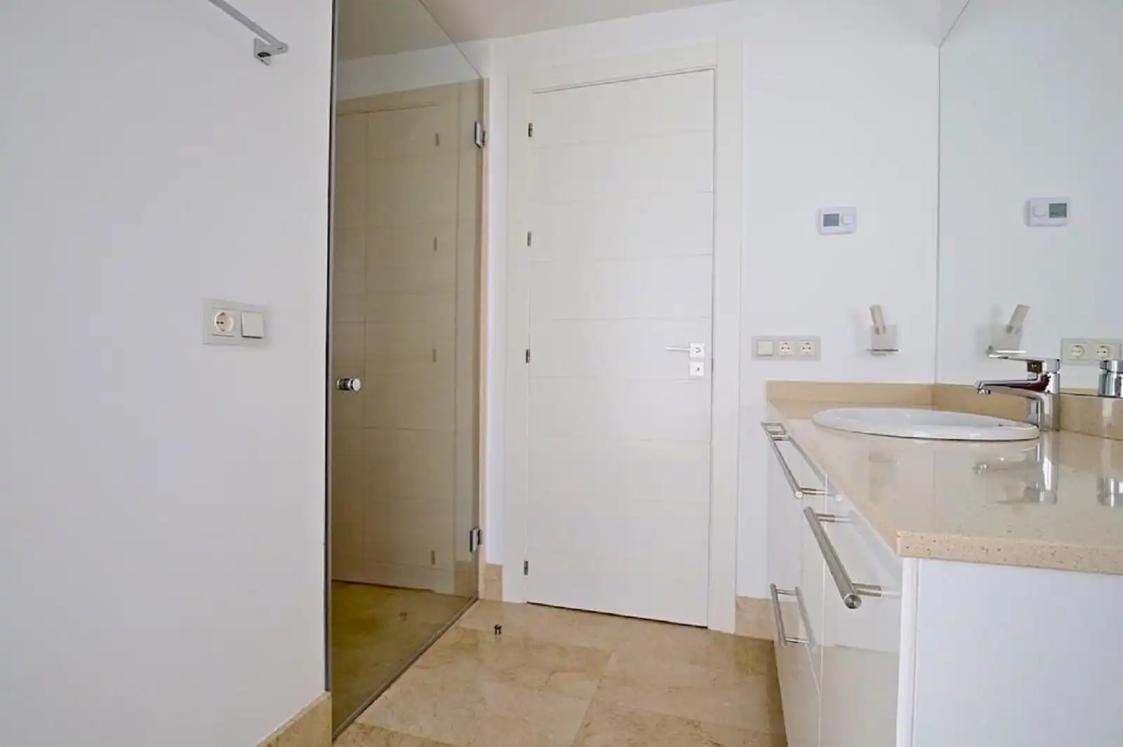 Bathroom of Houses for sale in Málaga  with Air Conditioner, Private garden and Terrace