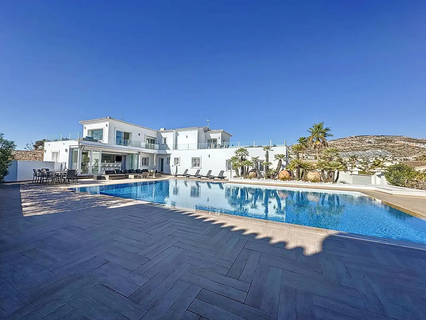 Villa mit Pool zum Verkauf in Cumbre del Sol, imagen 3