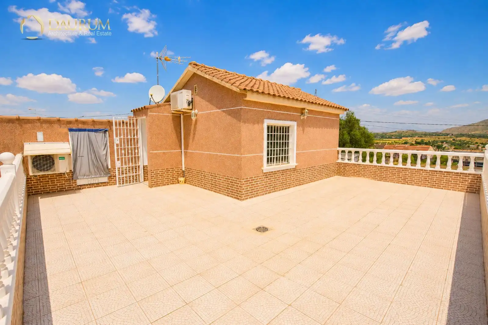 Terrassa de Casa o xalet en venda en Alicante / Alacant amb Aire condicionat, Calefacció i Terrassa