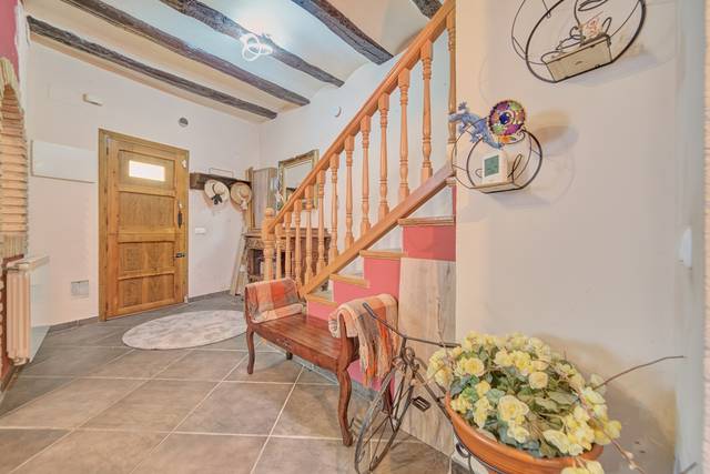 Casa adosada en Venta en Artajona