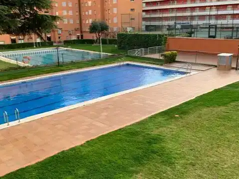 Piscina de Pis en venda en Santa Susanna amb Aire condicionat, Piscina i Balcó
