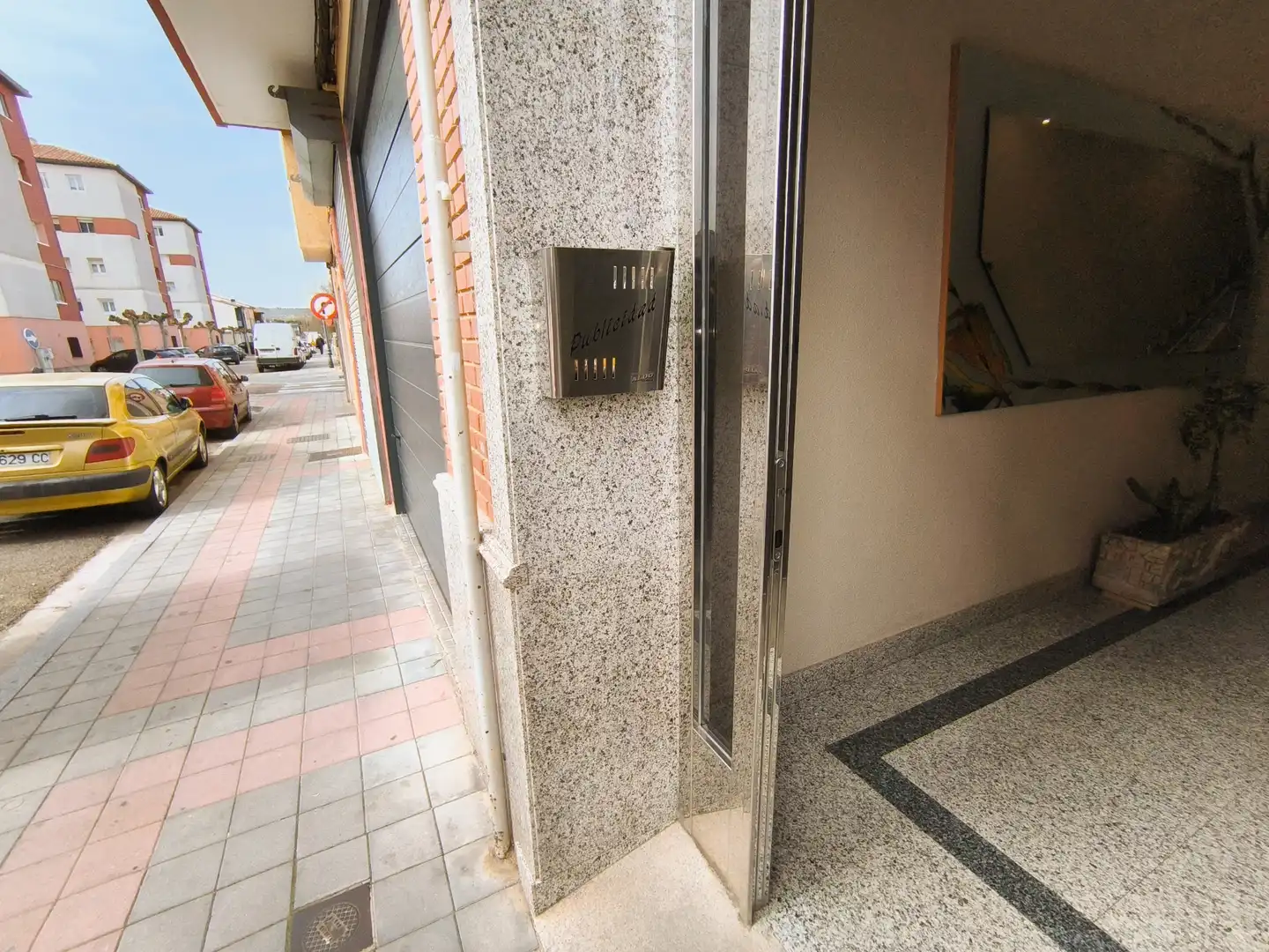 Exterior view of Flat for sale in Palencia  with Heating, Terrace and Oven