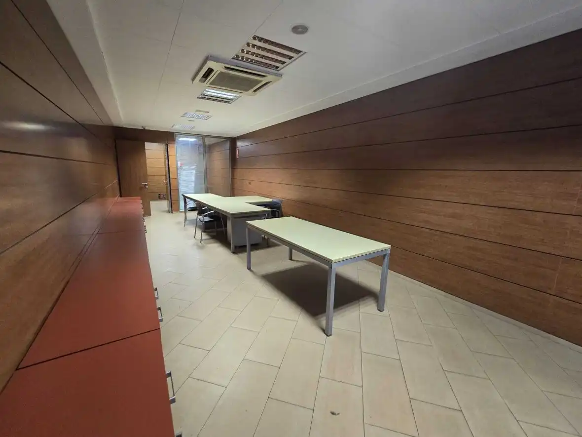 Local comercial en venta en BLAS VALERO, imagen 8
