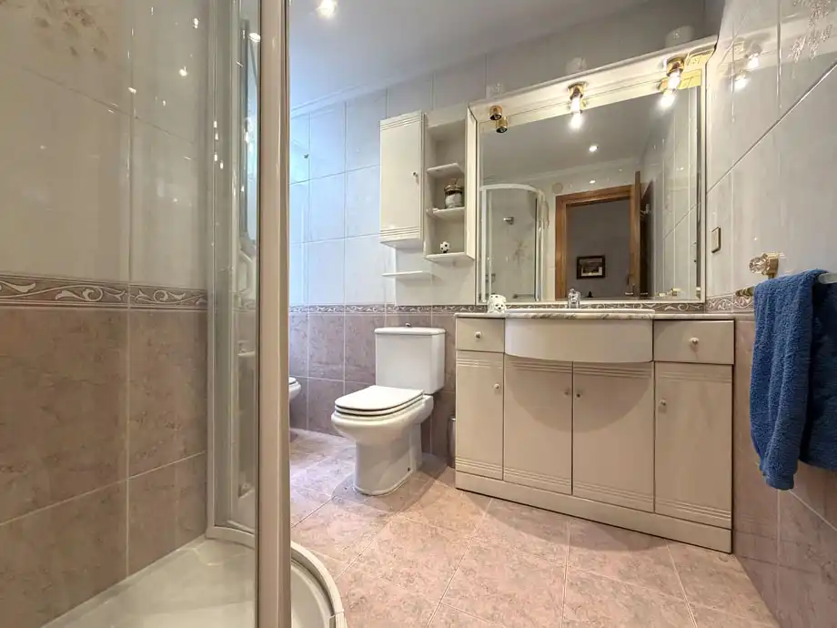 Bathroom of Flat for sale in Judimendi  