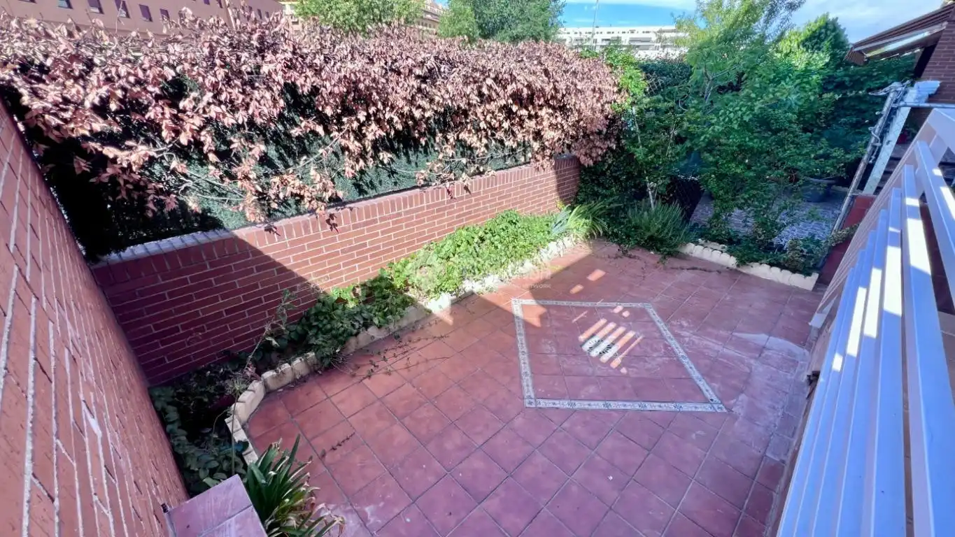 Terrassa de Casa adosada en venda en Alcalá de Henares