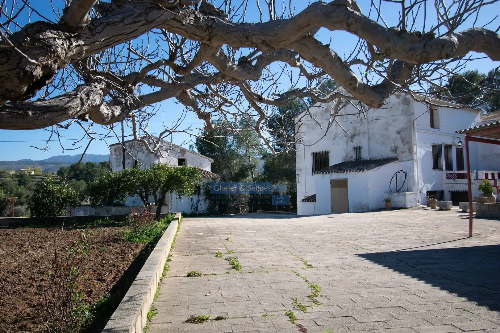 Außenansicht von Country house zum Verkauf in Ontinyent mit Terrasse