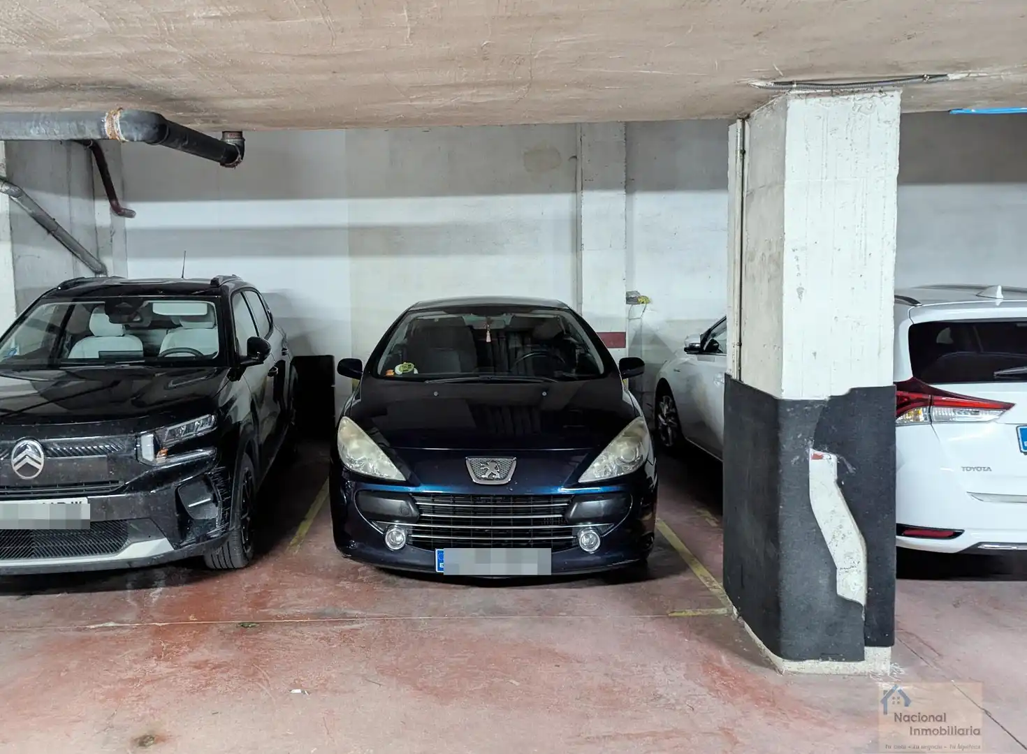 Parking de Dúplex en venta en Segovia con Calefacción, Parquet y Trastero