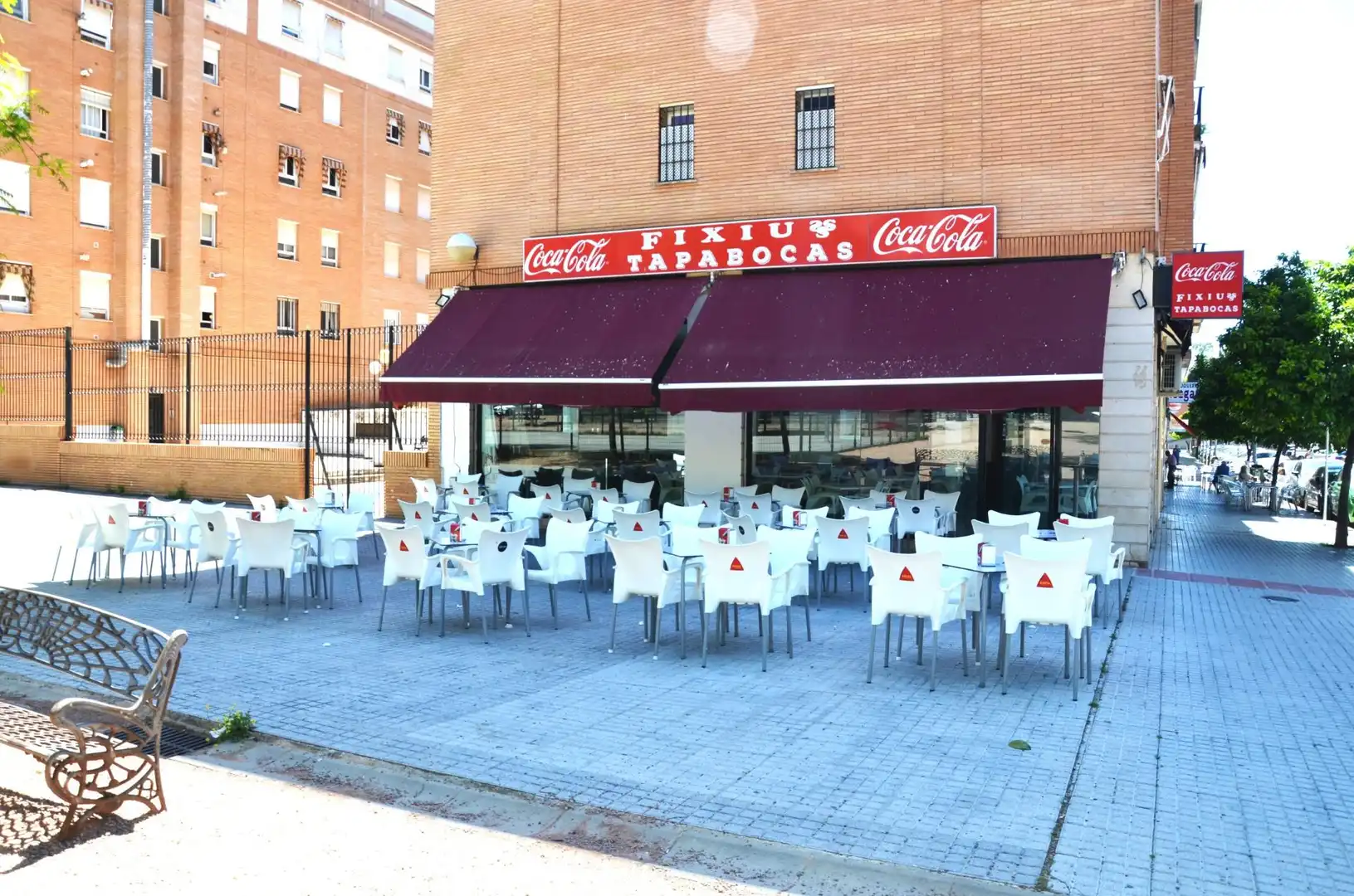 Local comercial en venda a ESCRITORA ROSA CHACEL 7, imagen 2