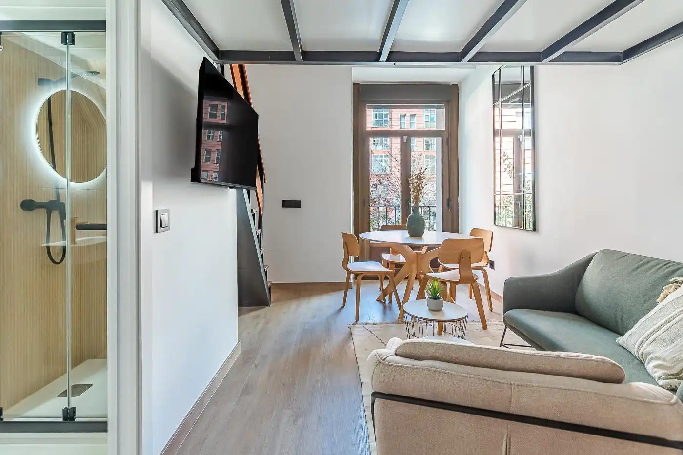 Sala de estar de Apartamento de alquiler en Madrid con Aire acondicionado, Calefacción y Amueblado