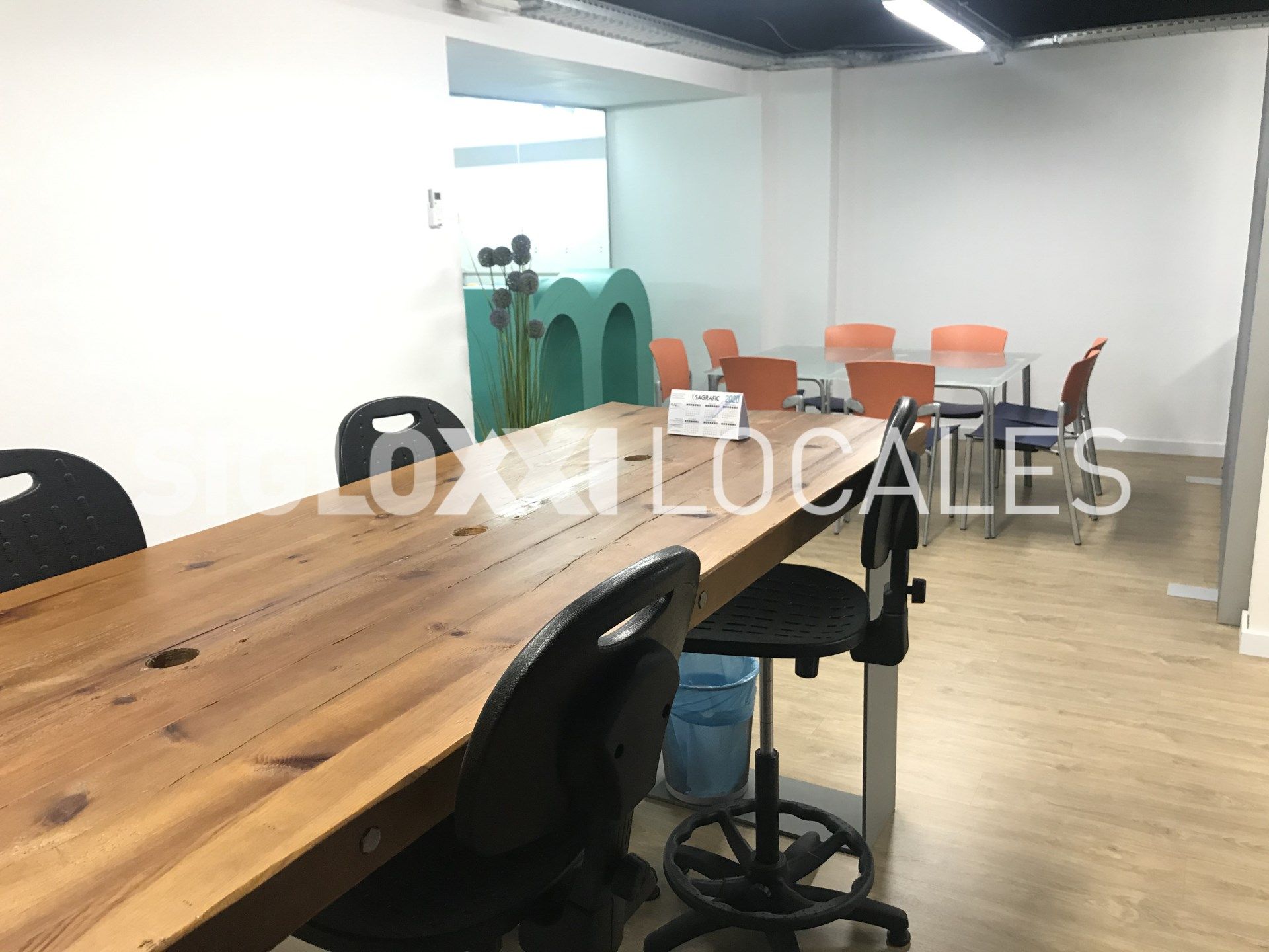Premises for sale in  Barcelona Capital