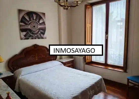 Bedroom of Flat for rent in Torrelavega   with Heating and Furnished